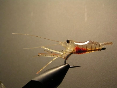 A hot glue shrimp imitation A hot glue shrimp imitation
