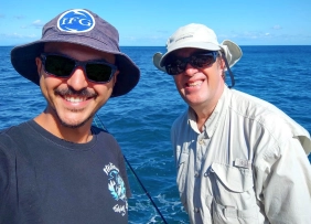 Spin supports fly Spin supports fly